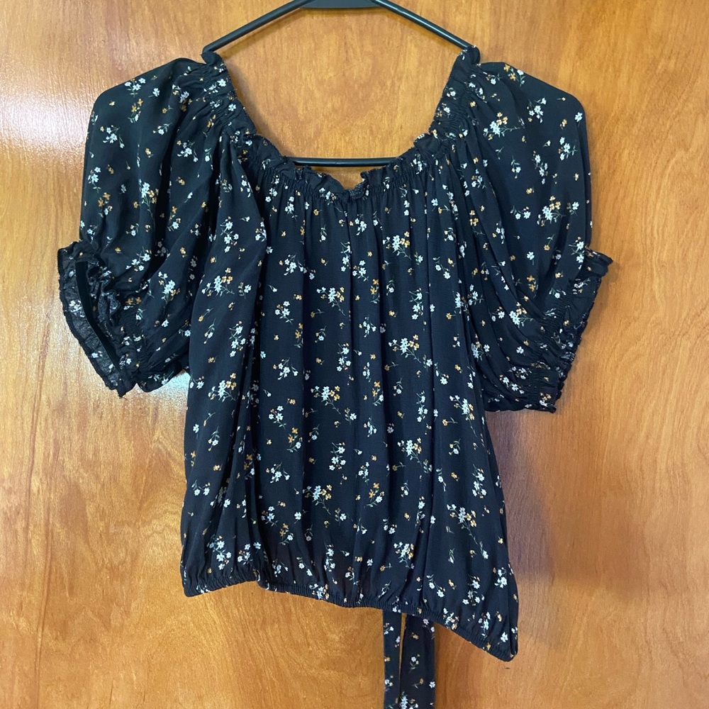 Black Puff Sleeve Open Back Top with tie